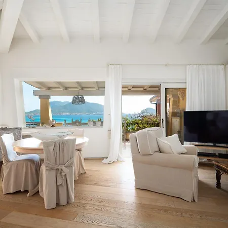 Apartment S'abba Seafront - Your House In Sardinia
