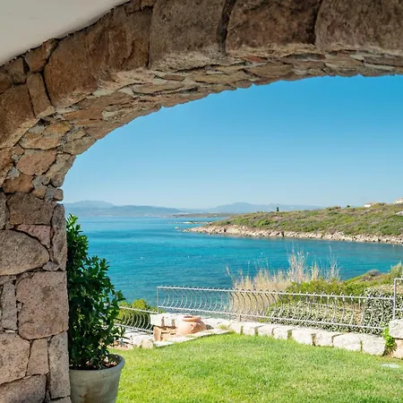 Apartamento S'abba Seafront - Your House In Sardinia Golfo Aranci
